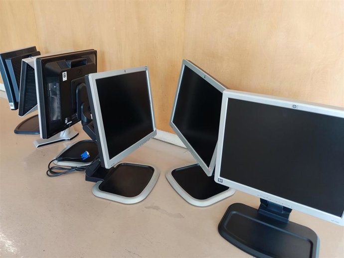 Cs propone al ofrecer la reutilización de los 578 monitores retirados del Ayuntamiento a municipios y asociaciones