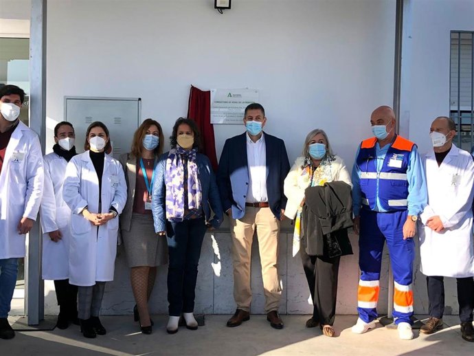 La viceconsejera de Salud y Familias, Catalina García, en la inauguración del nuevo centro de salud de Rosal de la Frontera (Huelva).