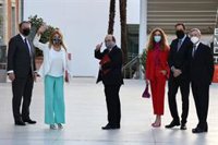 Carmen Thyssen califica de "día histórico" la firma con Cultura: "Sigo emocionada, sobre todo por mi marido"