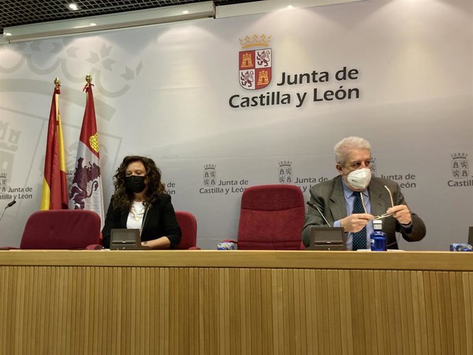 Olga Mínguez y Agustín Álvarez informan de un nuevo caso de gripe aviar.