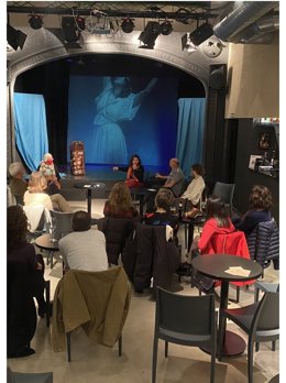 Uno de los Encuentros en Escena en la Sala Negra