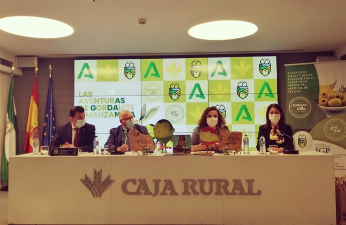 Presentación de la campaña de sensibilización sobre el olivar de mesa de Sevilla en los colegios.