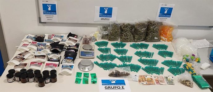 La Policía Local de Fuengirola interviene más de un kilo de marihuana y estupefacientes de un club social