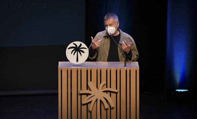 Archivo - El director Milcho Manchevski durante la Gala de clausura de la 35 edición de Mostra de Valncia-Cinema del Mediterrani, en 2020 (imagen de archivo).