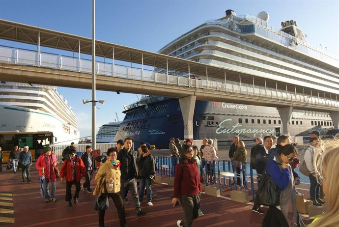 Archivo - Cruceristas en Valncia