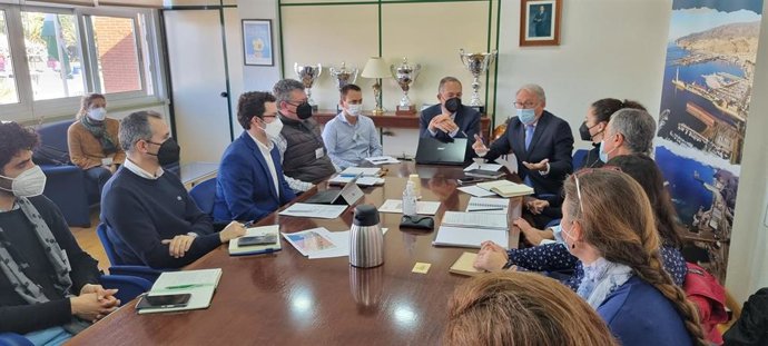 Reunión de la mesa de trabajo entre administraciones e instituciones para impulsar el turismo de cruceros en Almería