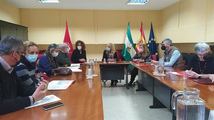 Reunión entre CCOO, UGT y los sindicatos.