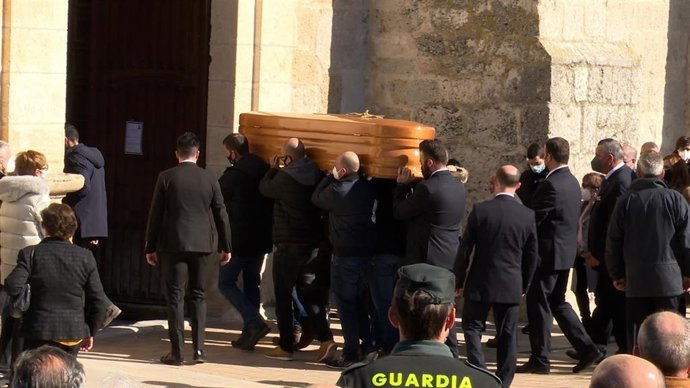 Funeral por Esther López de la Rosa en Traspinedo.