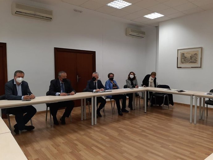 Reunión para la creación de la Oficina Fiscal de Almería