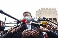 Puig: "Que no sea obligatorio llevar la mascarilla al aire libre no implica que nos la tengamos que quitar"