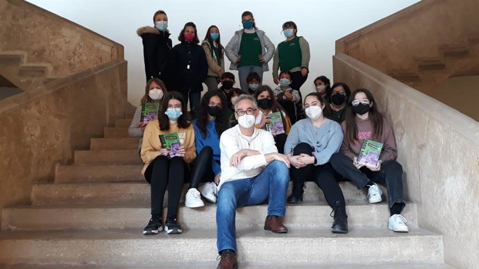 El escritor Ximo Cerd participa en el Encuentro de Escritores de la Biblioteca Valenciana