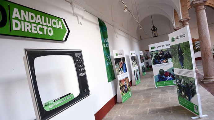 El Ayuntamiento de Antequera acoge la exposición itinerante 'Andalucía Directo. 6000 programas'