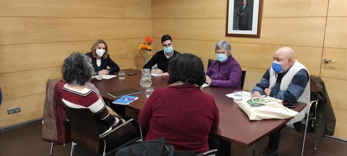 Salud transmite a Marea Blanca que la recuperación de servicios para la Sanidad Pública es "una prioridad"