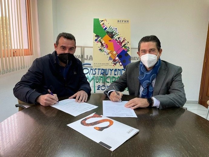 Presidente De AREA, Jesús Martos; Y Antonio Barrero
