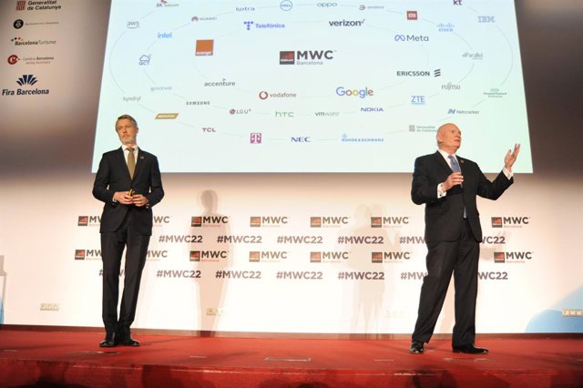 El director general de la GSMA, Mats Granryd, i el CEO de la patronal, John Hoffman