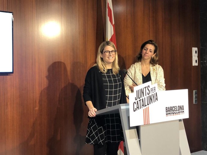 Archivo - Arxiu - La líder de Junts a l'Ajuntament de Barcelona, Elsa Artadi, i la portaveu adjunta del grup, Francina Vila