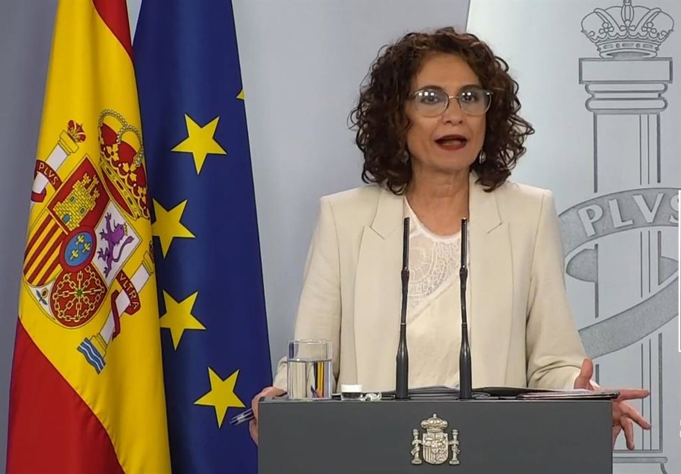 Archivo - La ministra de Hacienda y portavoz del Gobierno, María Jesús Montero, en una imagen de archivo.