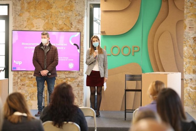 Los integrantes de Biowaste Club de Murcia participan en 'LOOP' para acercar la economía circular a los murcianos