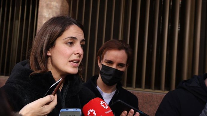 La poortavoz de Más Madrid en el Ayuntamiento, Rita Maestre, y su homóloga en la Asamblea, Mónica García