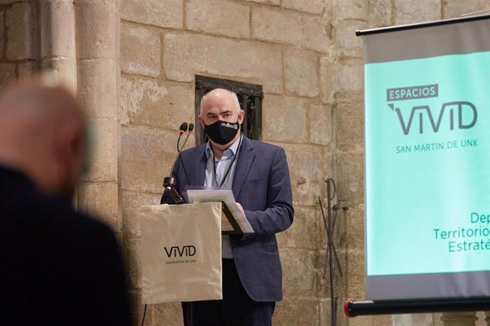 El vicepresidente José María Aierdi en la presentación del proyecto VIVID en San Martín de Unx.