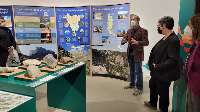 La exposición itinerante sobre los Geoparques Mundiales declarados por la UNESCO en Aragón llega a Zaragoza.