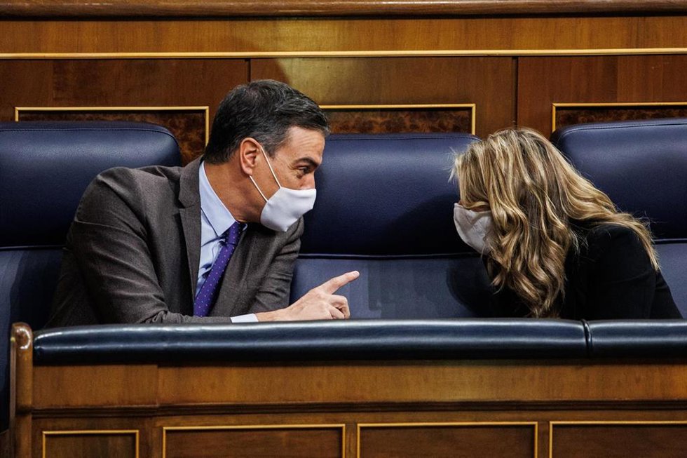 El presidente del Gobierno, Pedro Sánchez y la vicepresidenta segunda y ministra de Trabajo y Economía Social, Yolanda Díaz