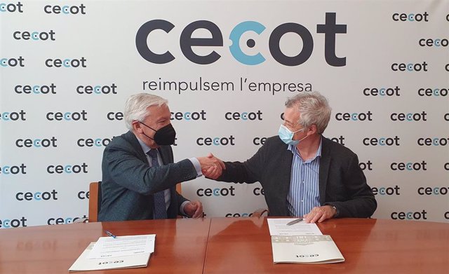 El presidente de Cecot, Antoni Abad, y el presidente del Clúster de Bioenergia de Catalunya, Jordi Serra