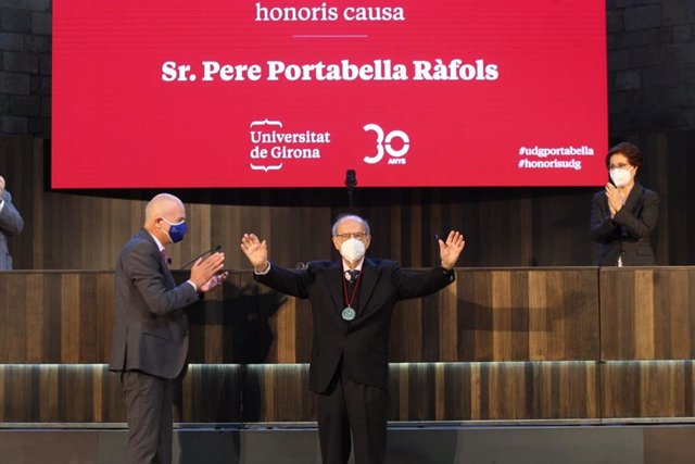 El cineasta y político Pere Portabella, nuevo doctor 'honoris causa' de la Universitat de Girona (UdG)