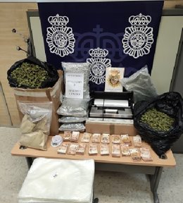 Dos detenidos tras desarticular un punto de cultivo, almacenaje y distribución de marihuana en el Molinillo