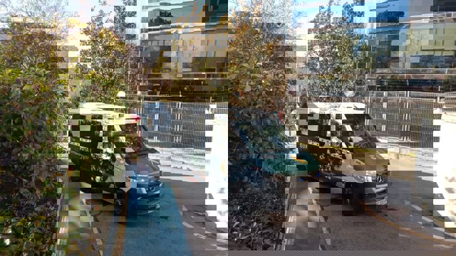 Entrada de un furgón de la Guardia Civil en los juzgados 