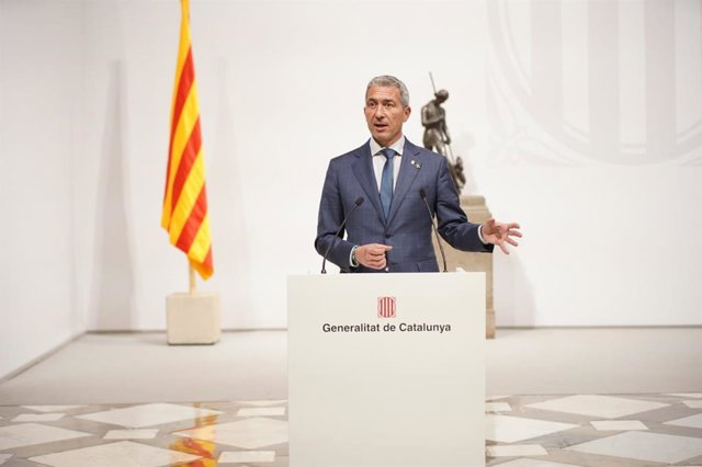 Archivo - Arxiu - El conseller d'Educació, Josep Gonzàlez-Cambray