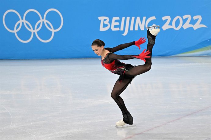 07 February 2022, China, Beijing: Russian Olympic Committee's Kamila Valieva competes in the Women's Team Figure Skating competition at the Capital Indoor Stadium during the Beijing 2022 Winter Olympic Games. Photo: Peter Kneffel/dpa
