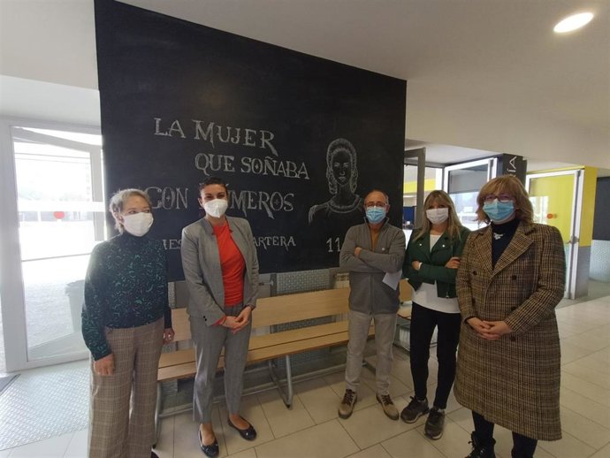 El IES Valdespartera celebra el 11F con la conmemoración de María Andresa Casamayor.