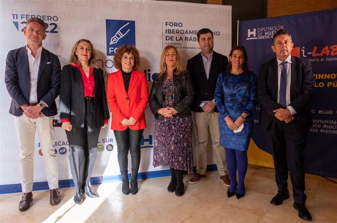 La presidenta de la Diputación de Huelva, María Eugenia Limón ha participado en la jornada  'Innovar desde lo público'.