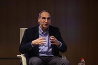 Cruz Roja Andalucía apuesta por atender a inmigrantes "primero como personas y no por su situación jurídica"