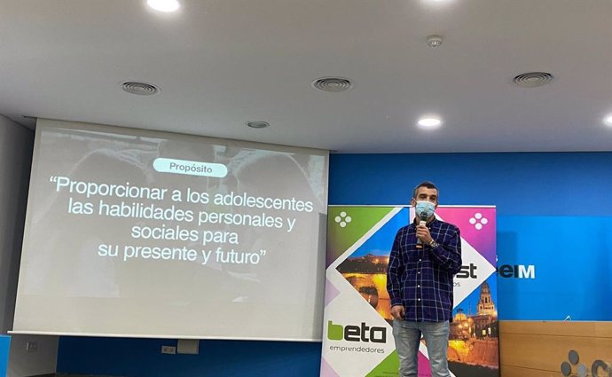 Presentación de la plataforma Stranger Skills