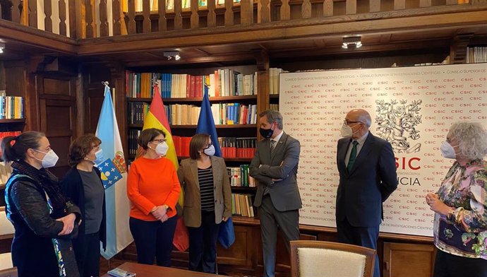 El delegado del Gobierno en Galicia, José Miñones, se reúne con investigadoras del CSIC con motivo del Día de la Mujer y la Niña en la Ciencia