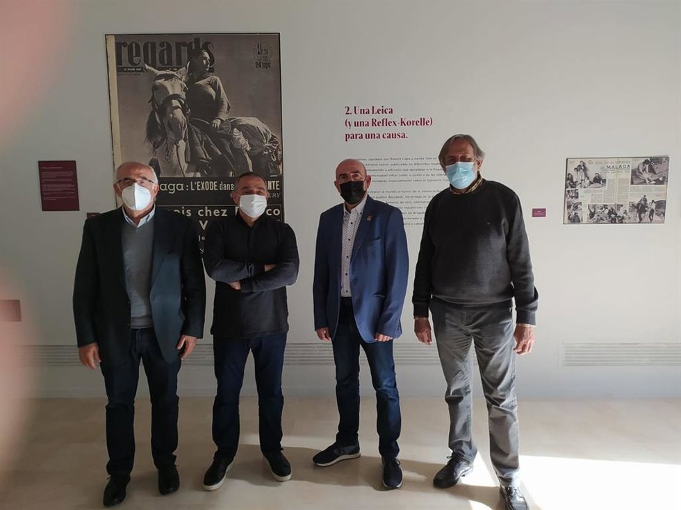 Presentación de la muestra 'Taro y Capa en el frente de Málaga. Las fotografías de las Brigadas Internacionales'