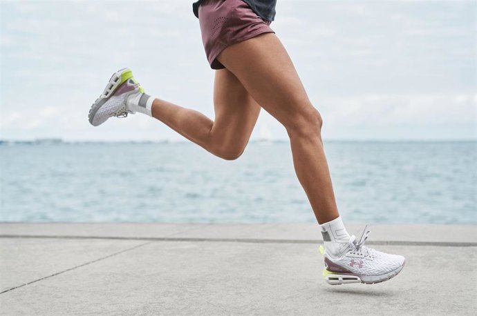 Archivo - Under Armour presenta las zapatillas HOVR Mega 2 Clone, con más amortiguación y sensación de 'gravedad cero'