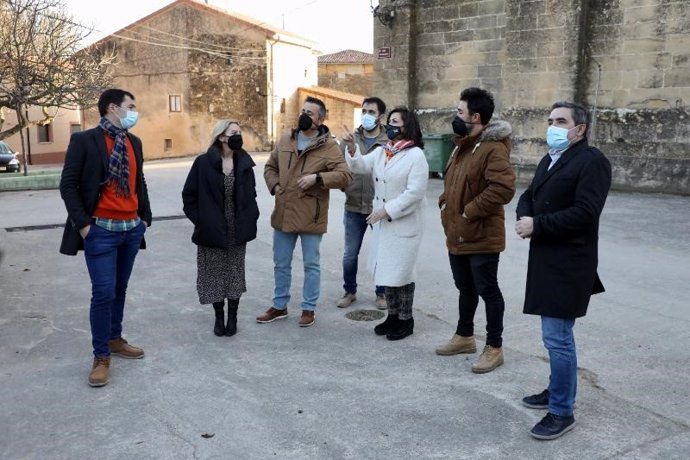 Andreu visita el solar del nuevo consultorio de Villalba