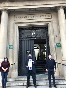 Archivo - Presentación del escrito de denuncia colectivo ante Fiscalía de Jaén y que ya ha sido archivado/ Archivo