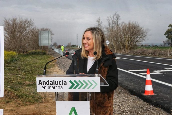 La consejera de Fomento, Infraestructuras y Ordenación del Territorio, Marifrán Carazo