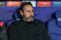 Vicente Moreno: "Noto en la mirada de Raúl de Tomás que se quitará la espinita ante el Barça"