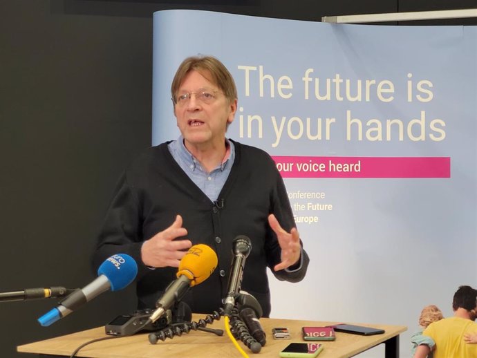 El Eurodiputado Belga Guy Verhofstadt (Renew Europe).