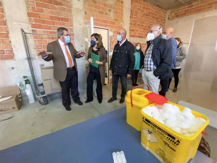 Junta destaca el trabajo del centro de salud de Rute por "garantizar la asistencia sanitaria"