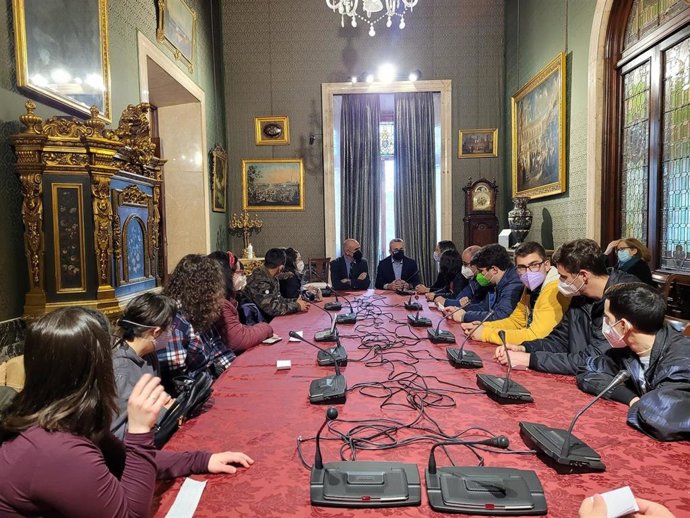 Ayuntamiento de Sevilla refuerza colaboración con proyectos de inclusión social para personas con discapacidad cognitiva