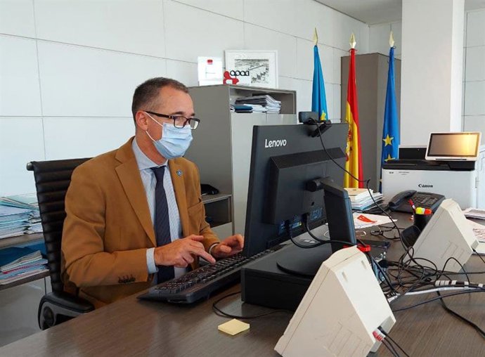 Archivo - El consejero de Salud del Gobierno de Asturias, Pablo Fernández