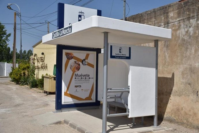 Archivo - Marquesina de autobús.