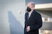 Scholz reclama "con urgencia" gestos a Rusia en el arranque de su gira