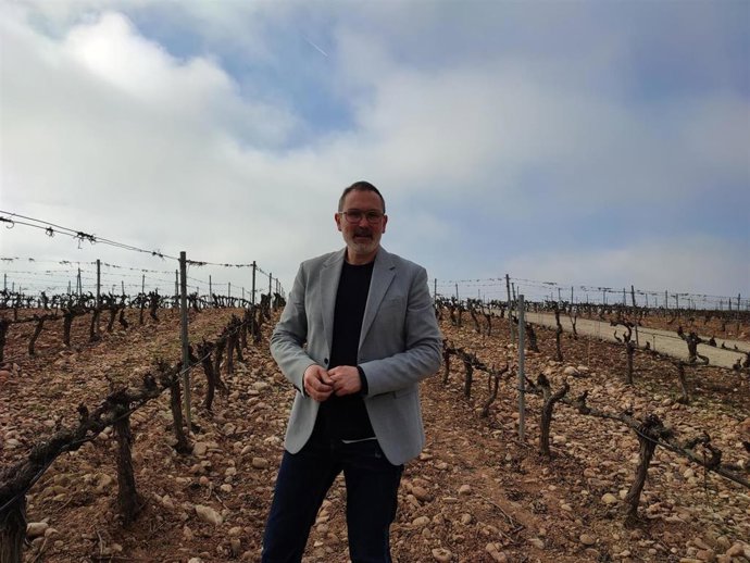 El presidente del PR+, Rubén Antoñanzas, en una viña